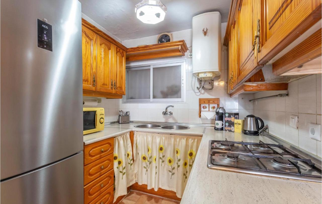 Cozy Apartment In Benalmadena With House Sea View 외부 사진
